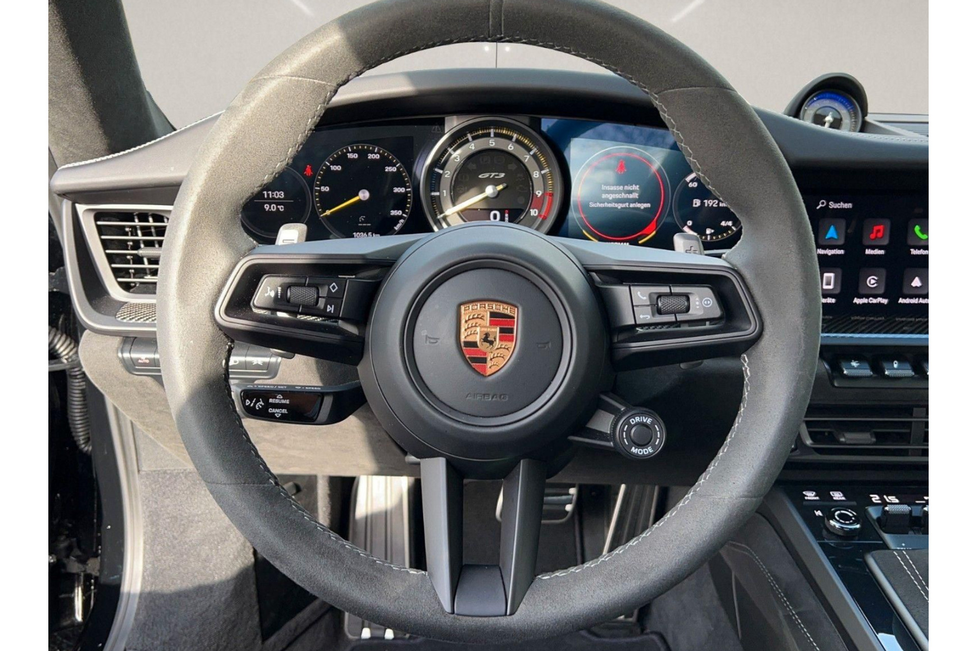 44551748-11.jpg
