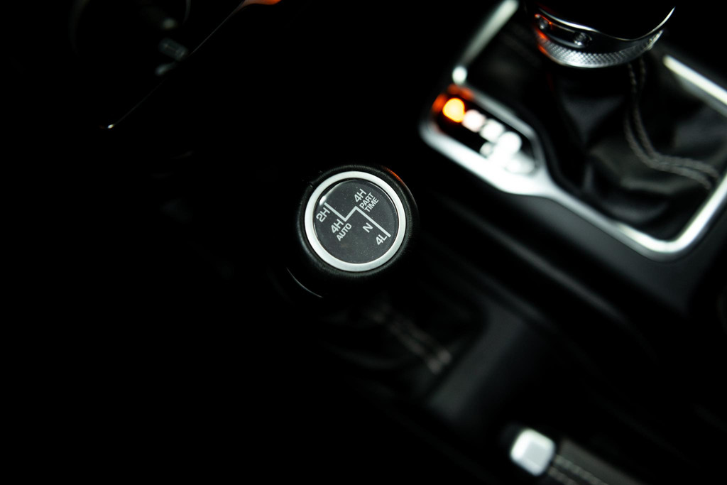 48880740-18.jpg